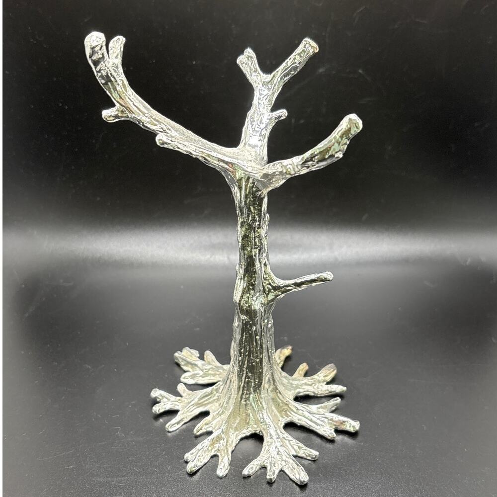 Beautiful Metal Tree Sphere Stand/Holder